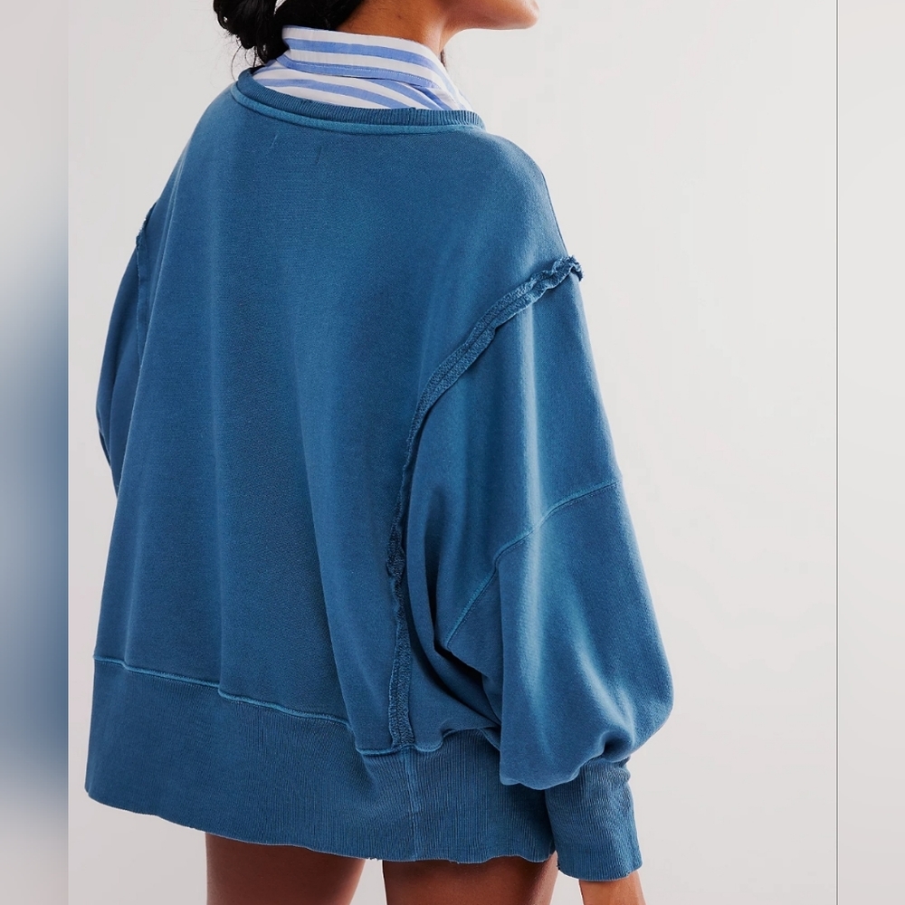 NWT FREE PEOPLE CAMDEN LONDON Denim Blue Sweatshirt We The Free New S Small - Picture 8 of 10